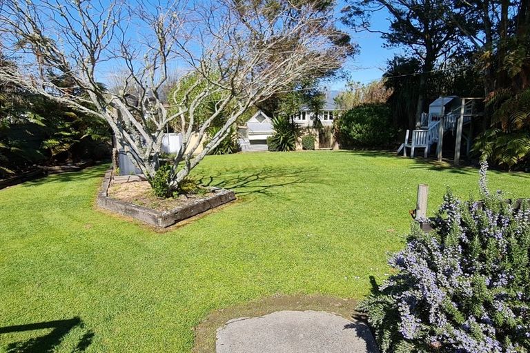 Photo of property in 80 Wakefield Street, Westport, 7825