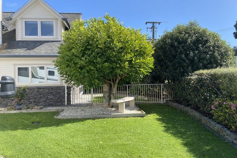 Photo of property in 6 Margaret Place, Arkles Bay, Whangaparaoa, 0932