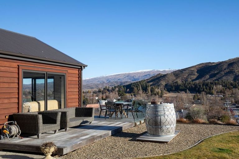 Photo of property in 26 Naylor Street, Clyde, 9330