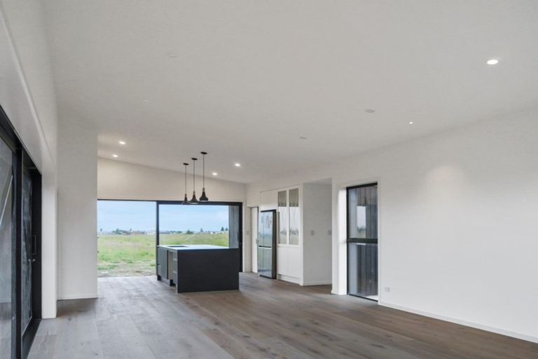 Photo of property in 42 The Drive, Twizel, 7999