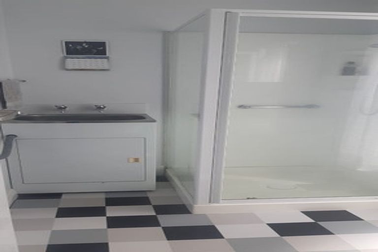 Photo of property in 390-392 Jackson Street, Petone, Lower Hutt, 5012