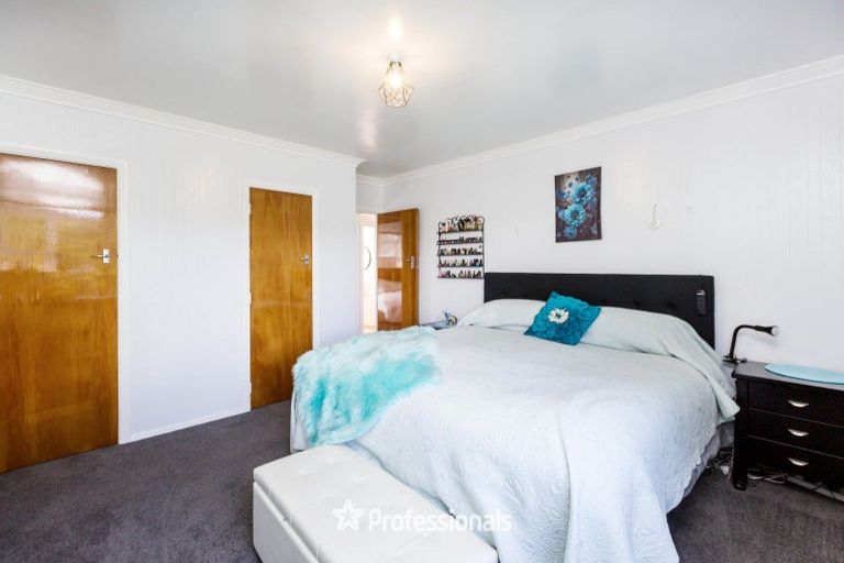 Photo of property in 14 Courtenay Road, Heretaunga, Upper Hutt, 5018