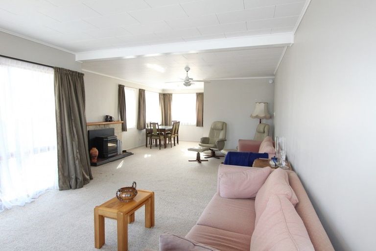 Photo of property in 19 Marlborough Place, Tokoroa, 3420