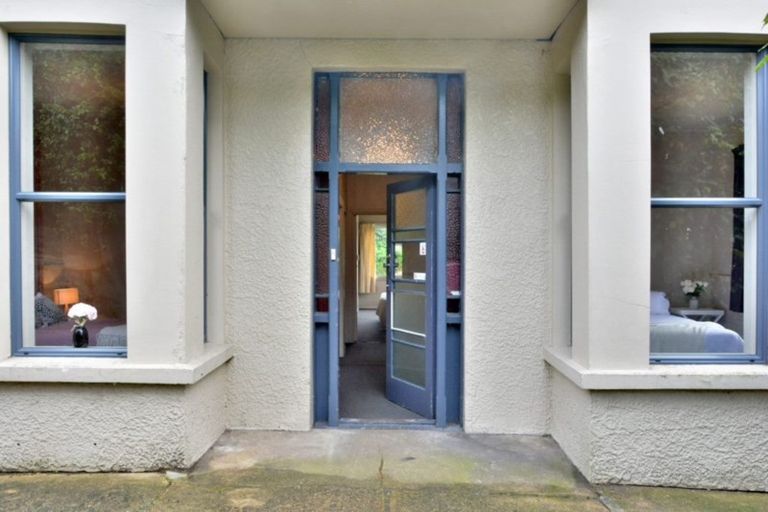 Photo of property in 63 Argyle Street, Mornington, Dunedin, 9011