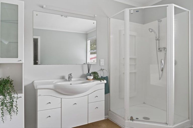 Photo of property in 25 Glenn Terrace, Otumoetai, Tauranga, 3110