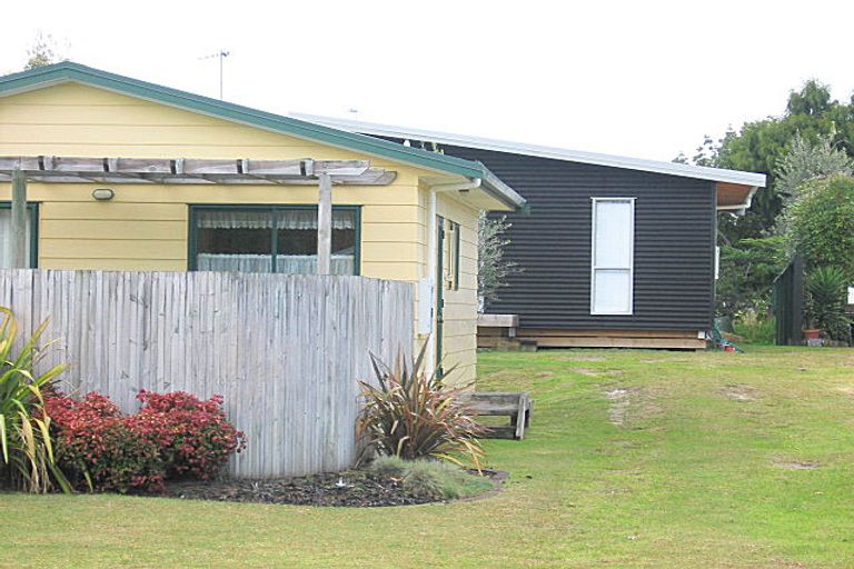 Photo of property in 508b Martyn Road, Whangamata, 3620