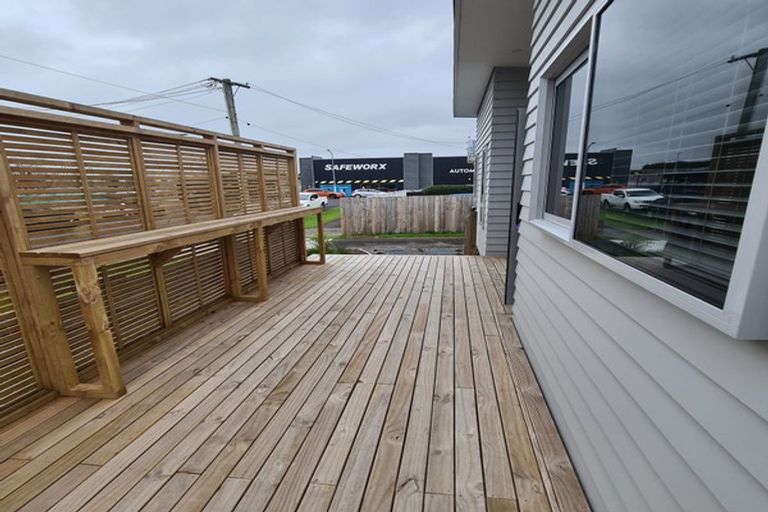 Photo of property in 2/7 Chapel Street, Papakura, 2110