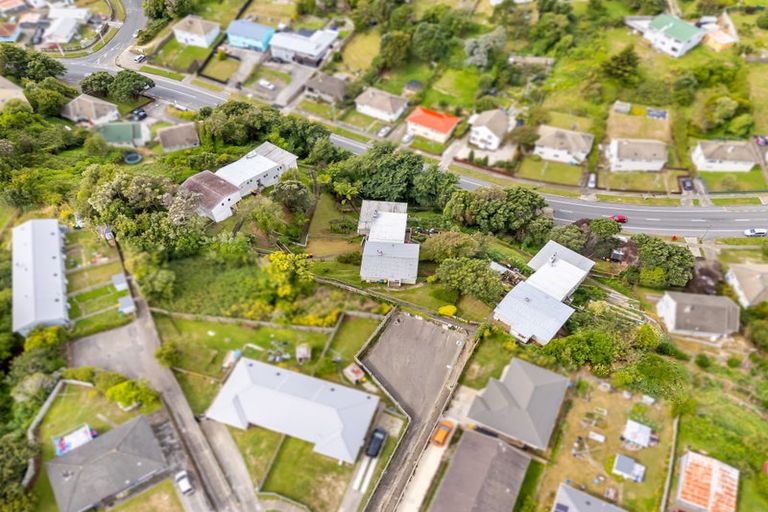 Photo of property in 148-152 Champion Street, Cannons Creek, Porirua, 5024
