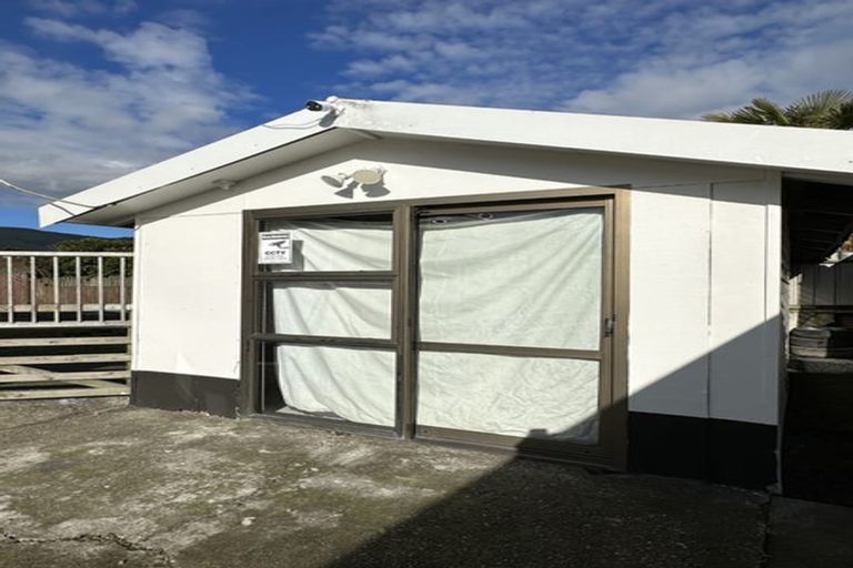 Photo of property in 56 Polstead Road, Stoke, Nelson, 7011