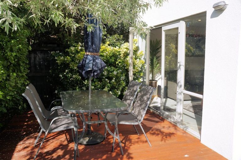 Photo of property in 3/70 Picton Avenue, Riccarton, Christchurch, 8011