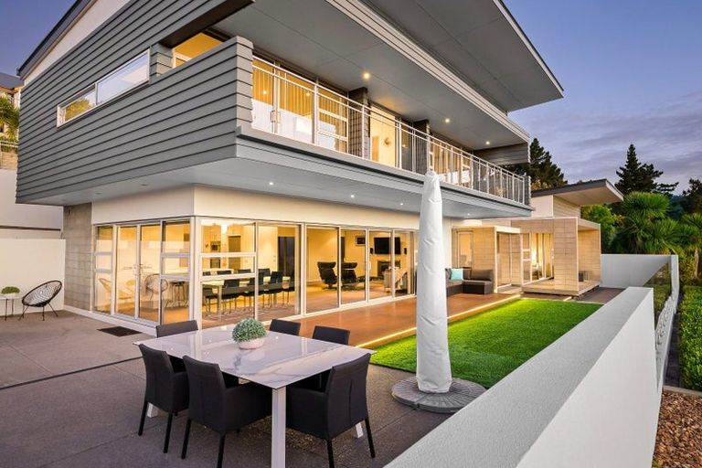 Photo of property in 6 Yelverton Place, Huntsbury, Christchurch, 8022