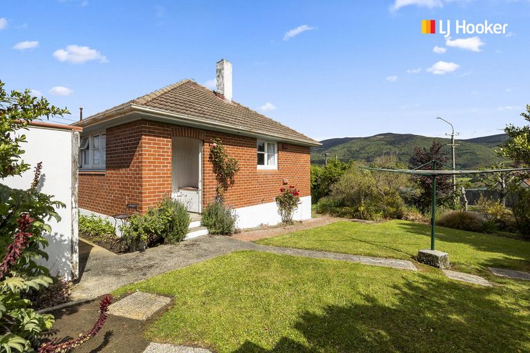 Photo of property in 206 Gladstone Road, Dalmore, Dunedin, 9010