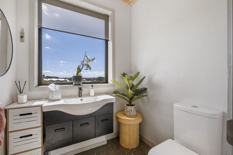 Photo of property in 16a Links Drive, Waiwhakaiho, New Plymouth, 4312