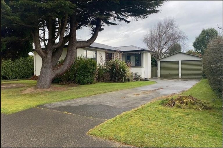 Photo of property in 14 Pine Crescent, Hargest, Invercargill, 9810