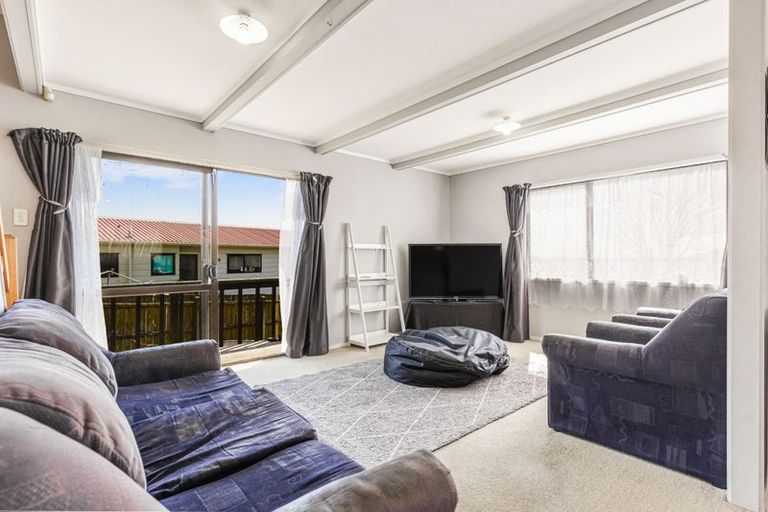 Photo of property in 1/127 Boundary Road, Clover Park, Auckland, 2019