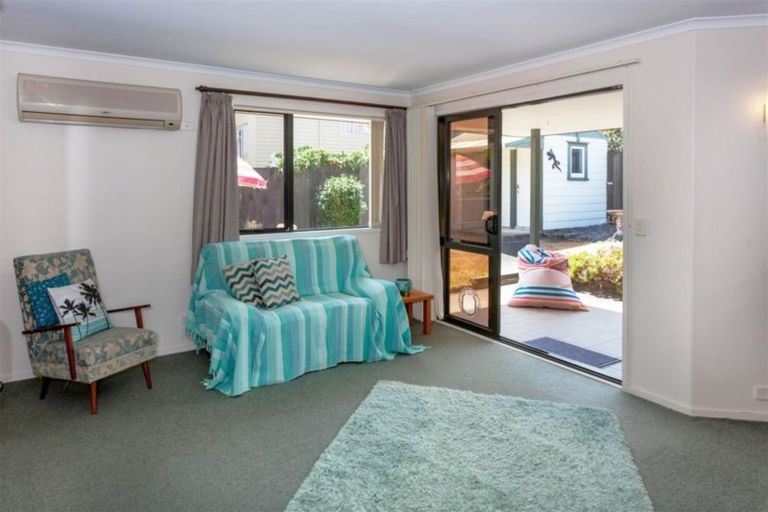 Photo of property in 105 The Drive, Whangamata, 3620