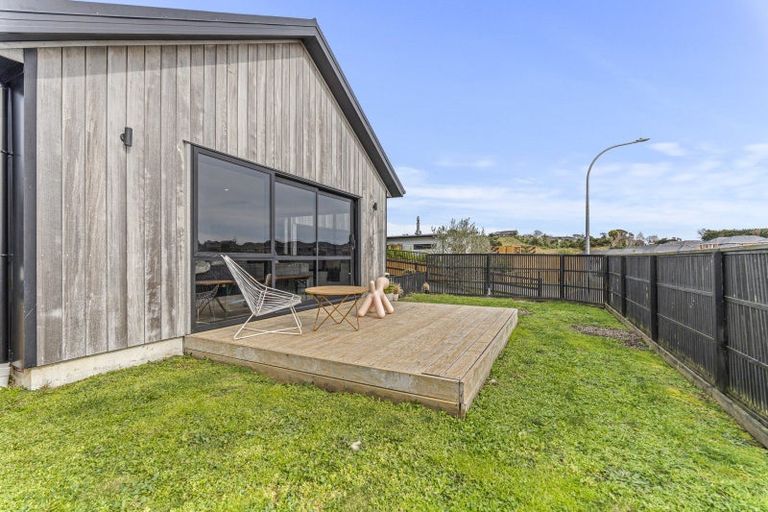 Photo of property in 67 Cyrus Street, Whalers Gate, New Plymouth, 4310