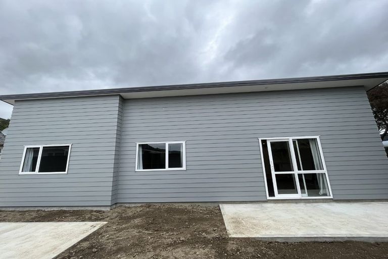 Photo of property in 105 Wise Street, Wainuiomata, Lower Hutt, 5014