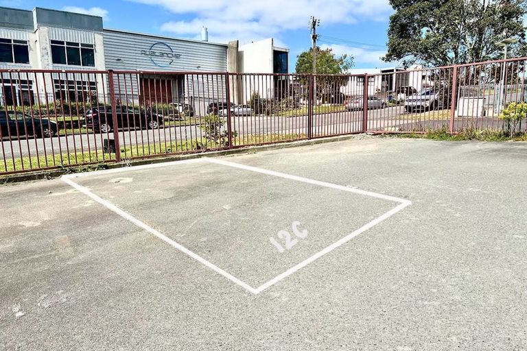 Photo of property in 12c/30 Westward Ho, Glen Eden, Auckland, 0602