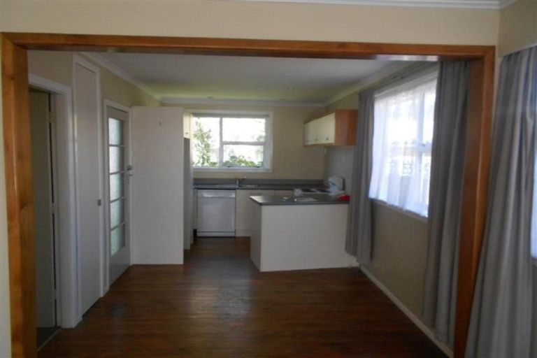 Photo of property in 74 Gover Street, New Plymouth, 4310