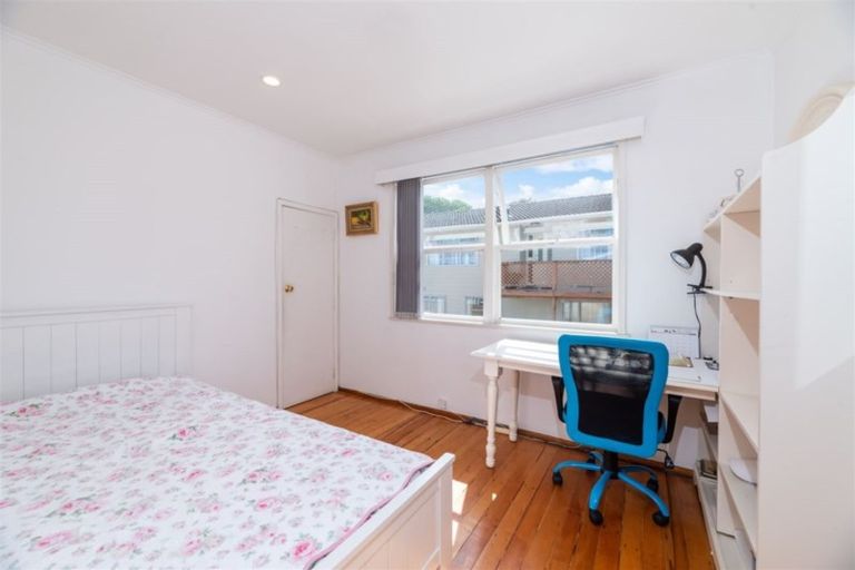 Photo of property in 29 Stott Avenue, Birkdale, Auckland, 0626