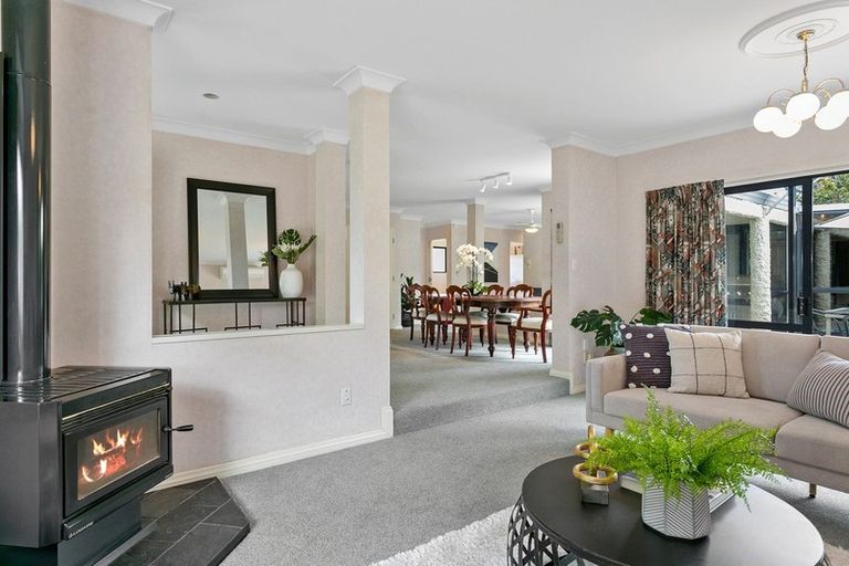 Photo of property in 12 Hall Street, Cambridge, 3434