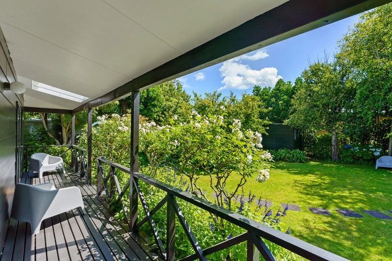 Photo of property in 3 Henare Street, Waikanae Beach, Waikanae, 5036