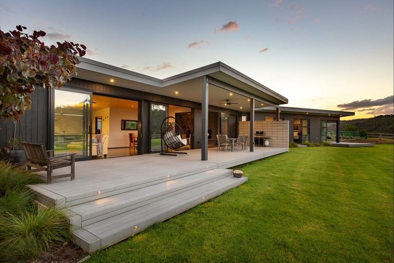 Photo of property in 13a Carol Leon Avenue, Kaukapakapa, 0871