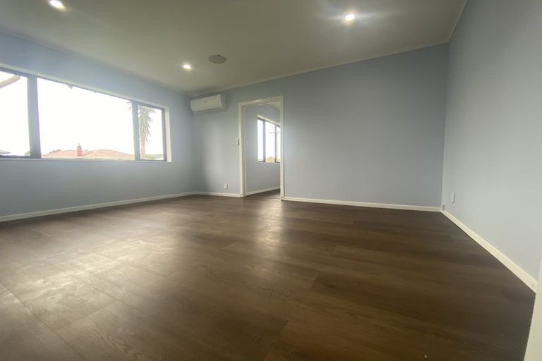 Photo of property in 1/35 Rollerson Street, Papakura, 2110