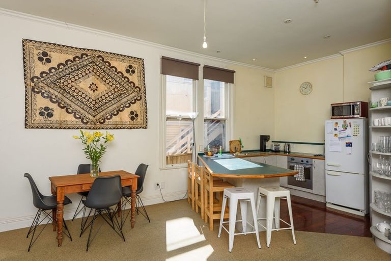 Photo of property in 117 Brougham Street, Mount Victoria, Wellington, 6011