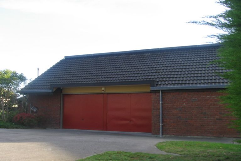 Photo of property in 21 Bosun Terrace, Whitby, Porirua, 5024