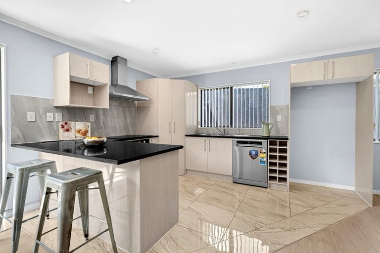 Photo of property in 36a Greenhaven Avenue, Opaheke, Papakura, 2113