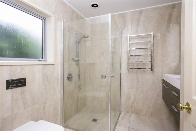 Photo of property in 104 Landing Drive, Albany, Auckland, 0632