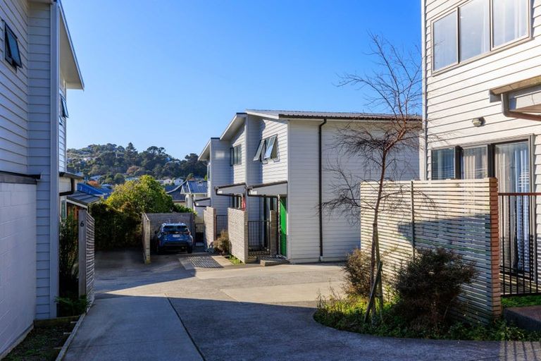 Photo of property in 2/60 Broderick Road, Johnsonville, Wellington, 6037