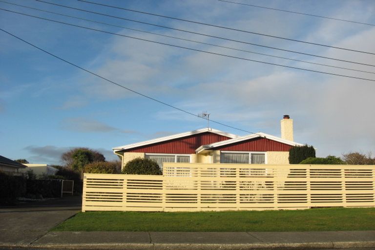 Photo of property in 32 Kereru Street, Waikiwi, Invercargill, 9810