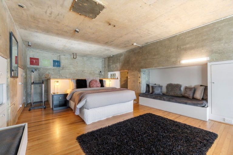 Photo of property in 88 Wallis Street, Raglan, 3225