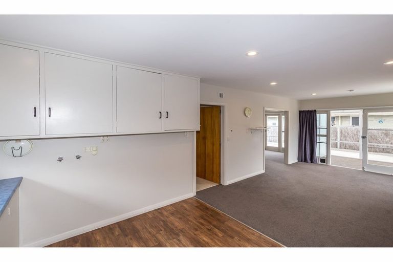 Photo of property in 6 Strathfield Avenue, Dallington, Christchurch, 8061