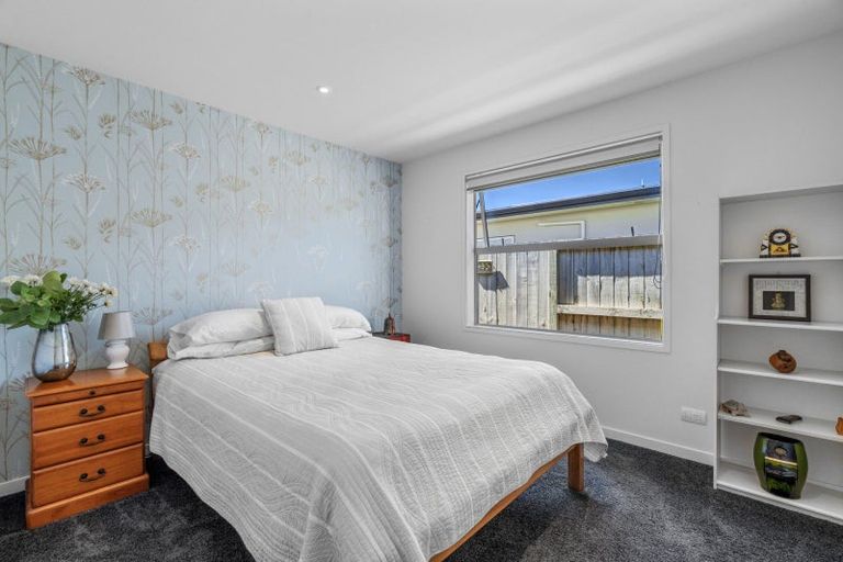 Photo of property in 22 Saint Pauls Drive, Brookfield, Tauranga, 3110