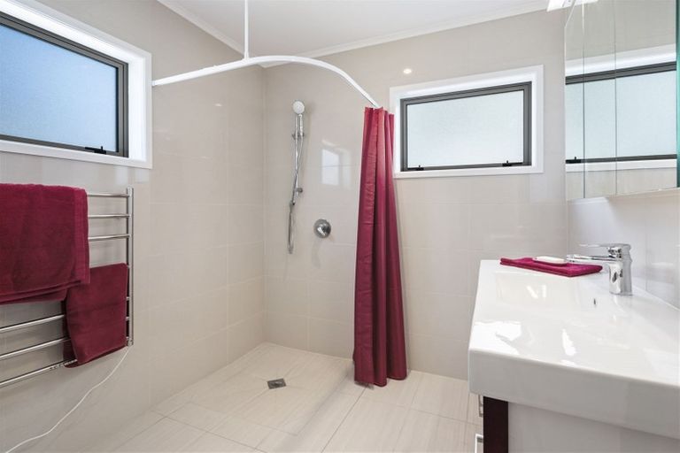 Photo of property in 41b Dickson Road, Papamoa Beach, Papamoa, 3118