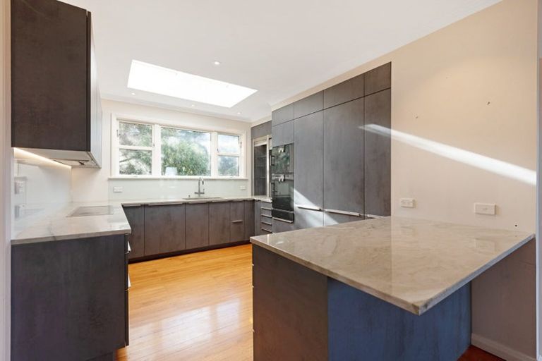 Photo of property in 50 Alexandra Road, Hataitai, Wellington, 6021