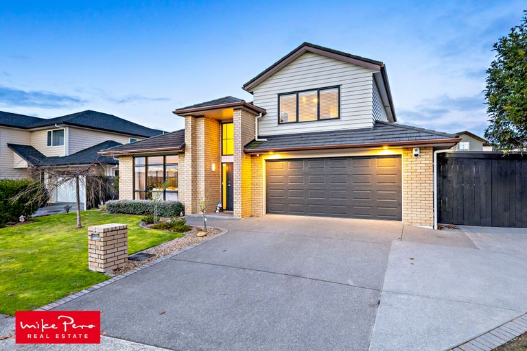 Photo of property in 14 Lake Drive, Karaka, Papakura, 2113