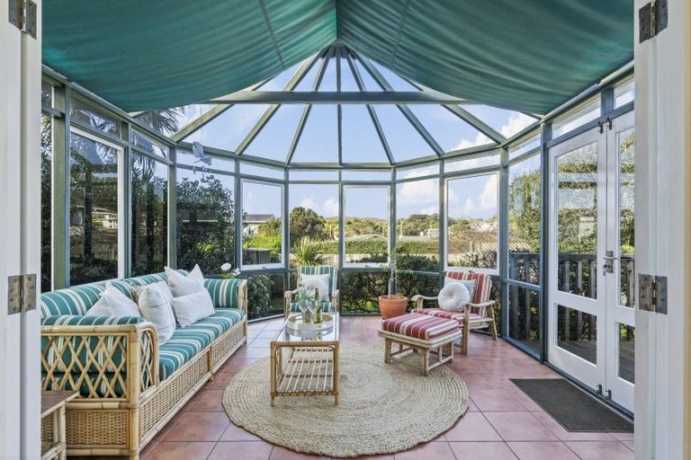 Photo of property in 53 Hector Street, Seatoun, Wellington, 6022