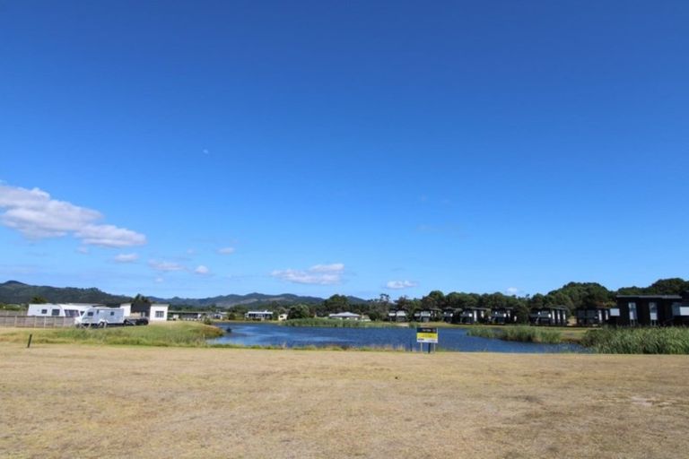 Photo of property in 105 Mahoe Place, Matarangi, Whitianga, 3592