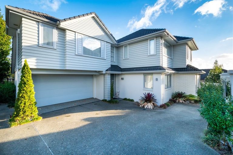 Photo of property in 28b Bluefin Way, West Harbour, Auckland, 0618