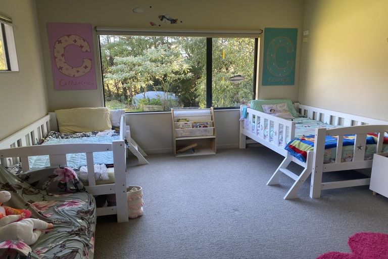 Photo of property in 109-111 Parrs Cross Road, Glen Eden, Auckland, 0612