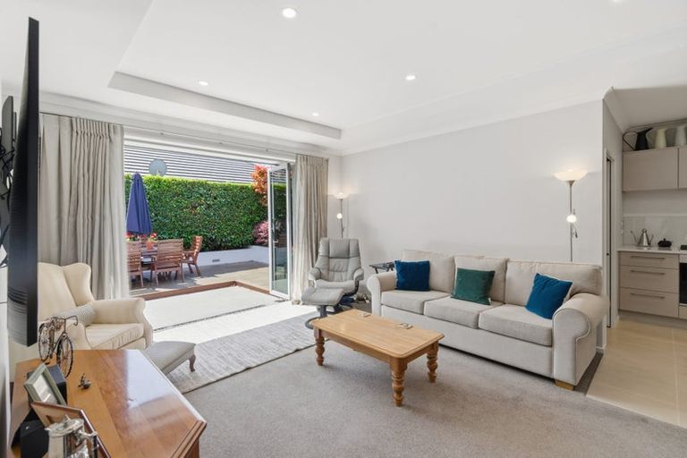 Photo of property in 18 Brookfield Drive, Northwood, Christchurch, 8051