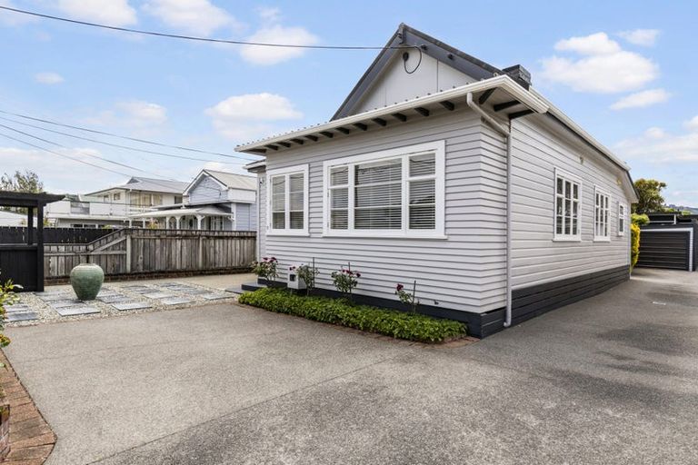 Photo of property in 7 Manchester Street, Petone, Lower Hutt, 5012