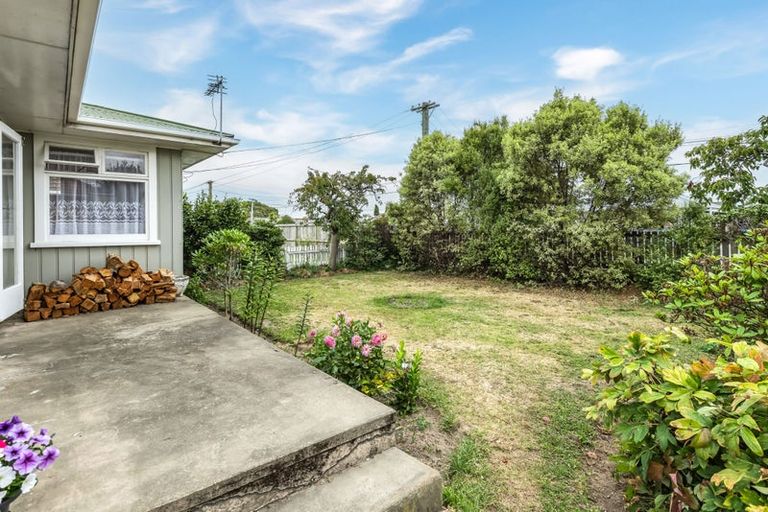 Photo of property in 74 Hargood Street, Woolston, Christchurch, 8062