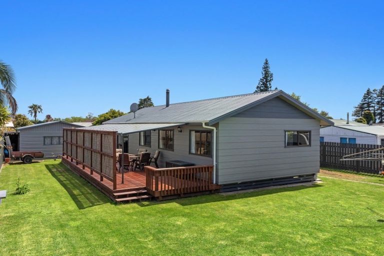 Photo of property in 8 Tawhara Place, Edgecumbe, 3120