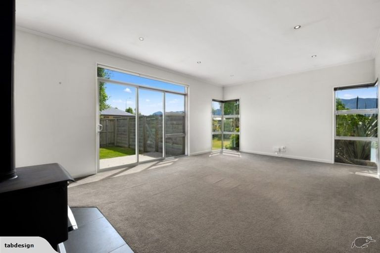 Photo of property in 26 Little Maude Drive, Lake Hawea, Wanaka, 9382
